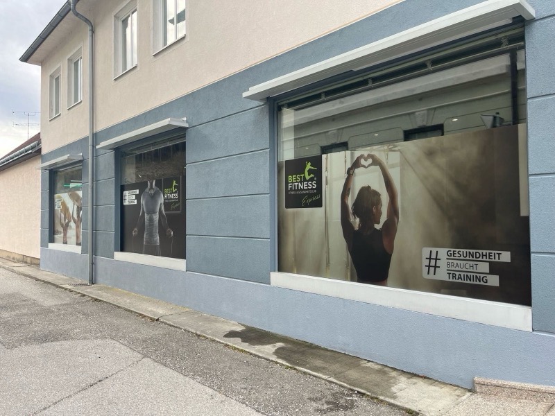 Schaufensterbeklebung für das Fitnessstudio Best Fitness Express